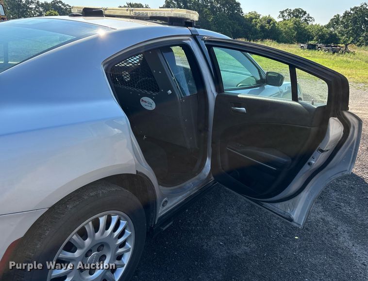 image for item EJ7593 2019 Dodge Charger Police  