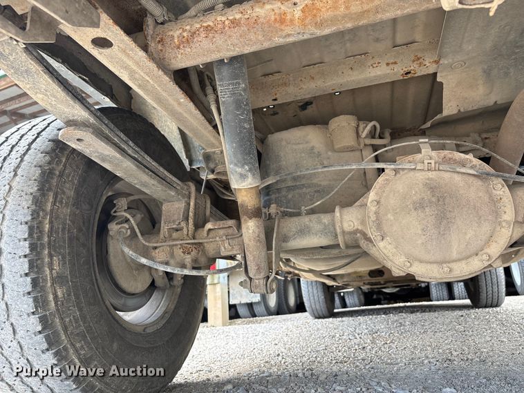 image for item EJ7632 2004 Chevrolet Silverado 1500 Ext. Cab pickup truck