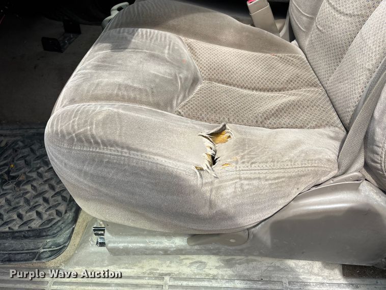 image for item EJ7632 2004 Chevrolet Silverado 1500 Ext. Cab pickup truck