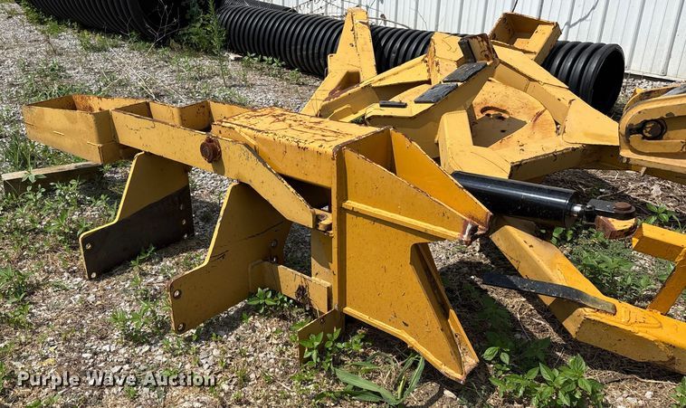 image for item EJ7633 Tiger side boom rotary mower