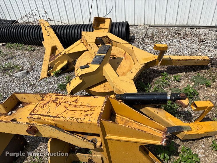 image for item EJ7633 Tiger side boom rotary mower