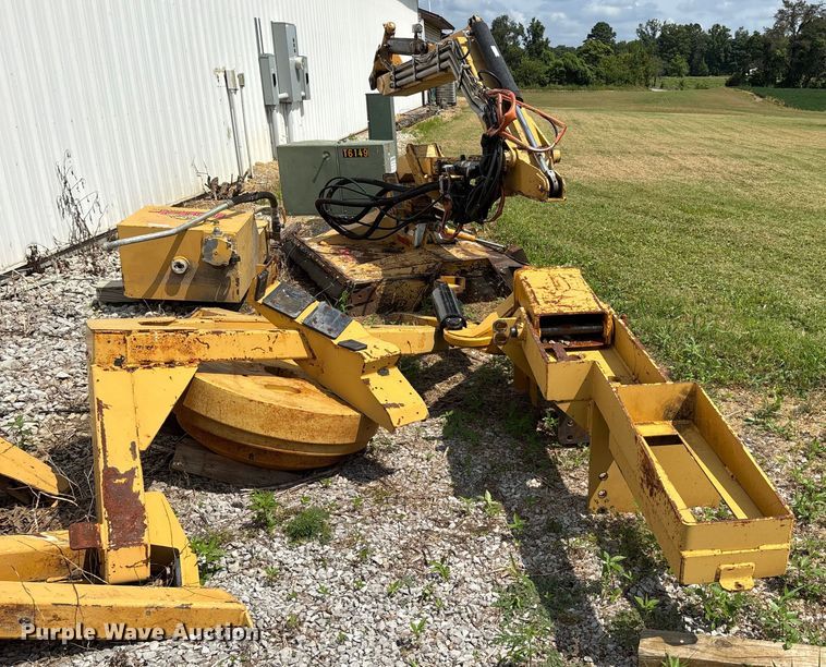 image for item EJ7633 Tiger side boom rotary mower