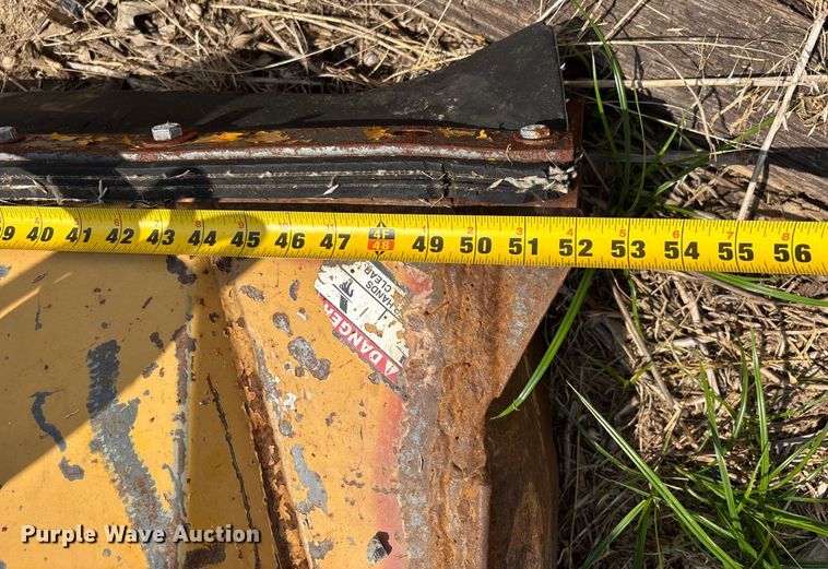 image for item EJ7633 Tiger side boom rotary mower