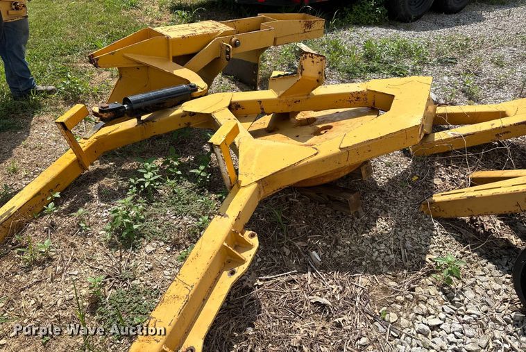 image for item EJ7633 Tiger side boom rotary mower