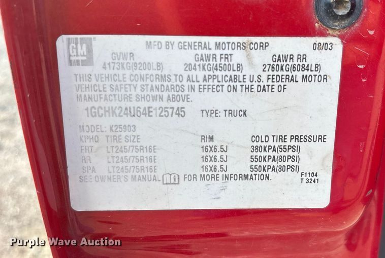 image for item EJ7634 2004 Chevrolet Silverado 2500HD pickup truck