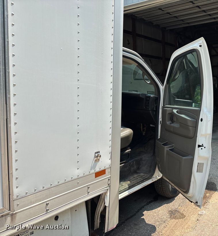 image for item EJ7637 2015 Chevrolet Express sewer inspection truck