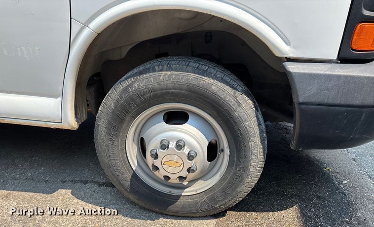 image for item EJ7637 2015 Chevrolet Express sewer inspection truck