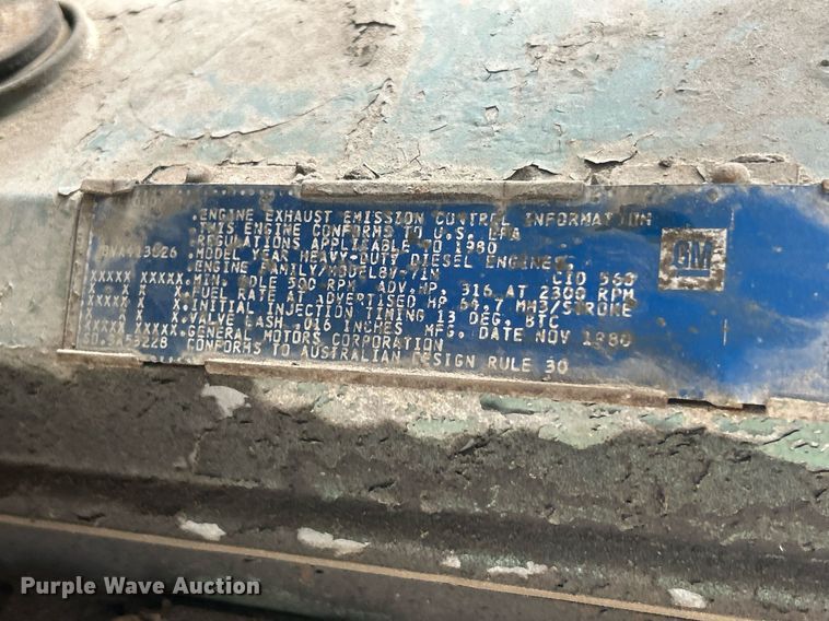 image for item EK2809 1981 Ford L9000 semi truck