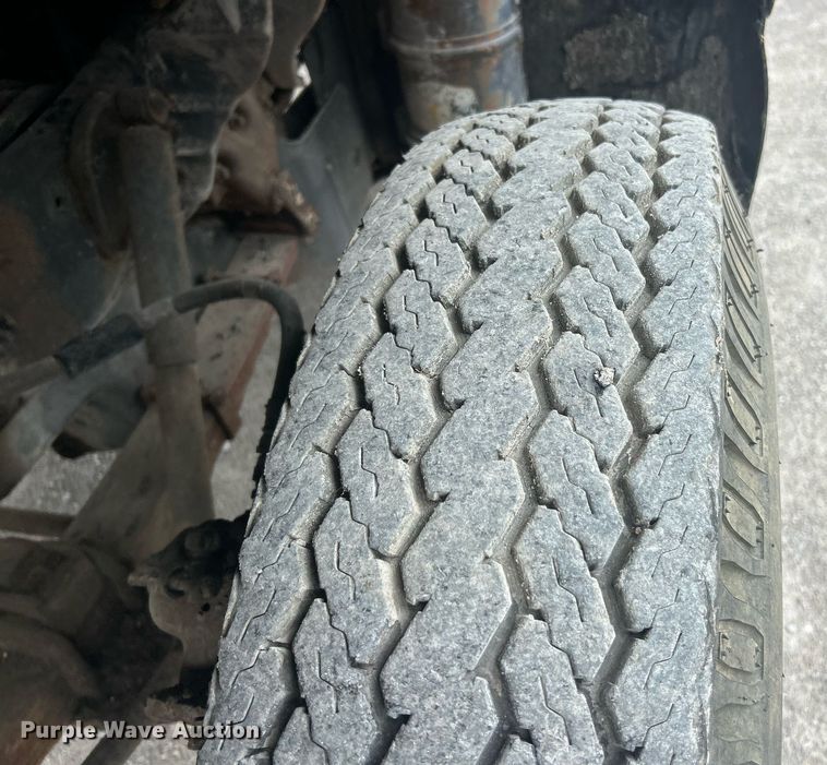 image for item EK2809 1981 Ford L9000 semi truck