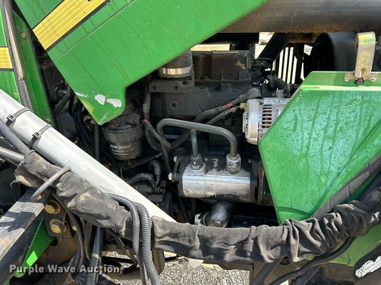 image for item EK8023 2003 John Deere 5220 tractor