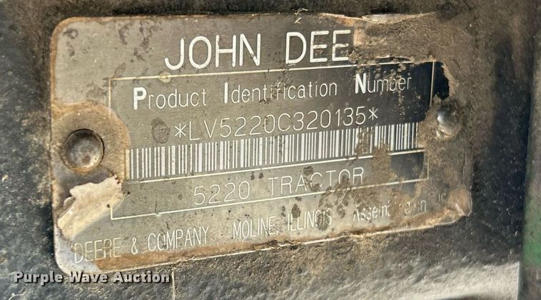 image for item EK8023 2003 John Deere 5220 tractor