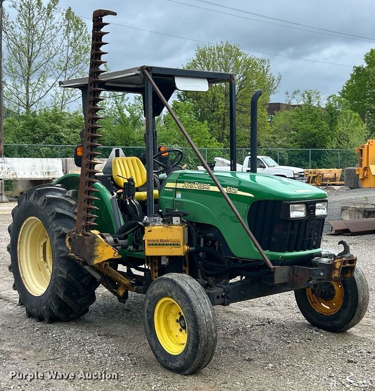 image for item EK8025 2005 John Deere 5325 tractor