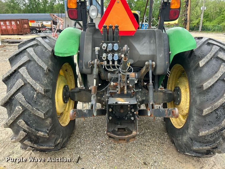 image for item EK8025 2005 John Deere 5325 tractor