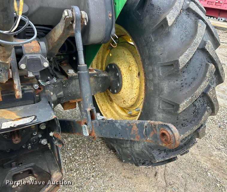 image for item EK8025 2005 John Deere 5325 tractor