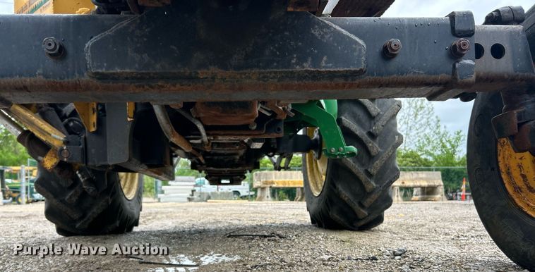 image for item EK8025 2005 John Deere 5325 tractor