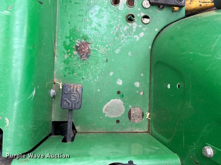 image for item EK8025 2005 John Deere 5325 tractor