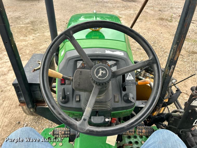 image for item EK8025 2005 John Deere 5325 tractor
