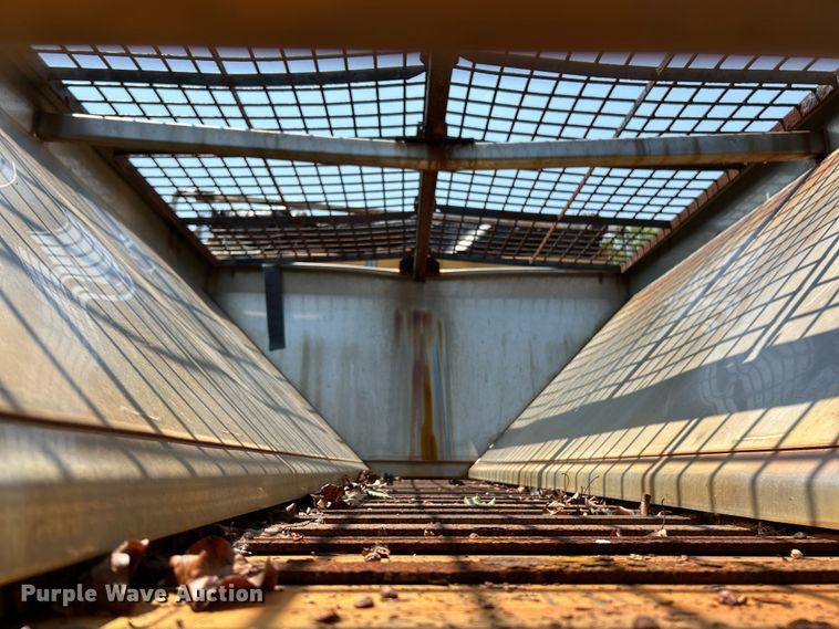 image for item EK8461 2006 International 7400 Crew Cab dump truck