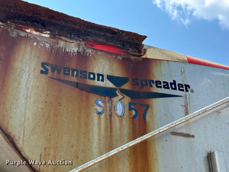 image for item EK8461 2006 International 7400 Crew Cab dump truck