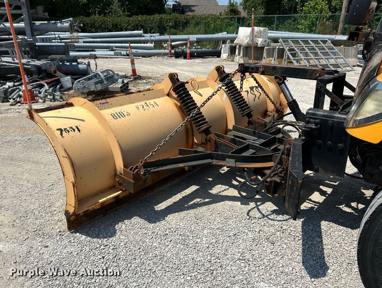 image for item EK8461 2006 International 7400 Crew Cab dump truck