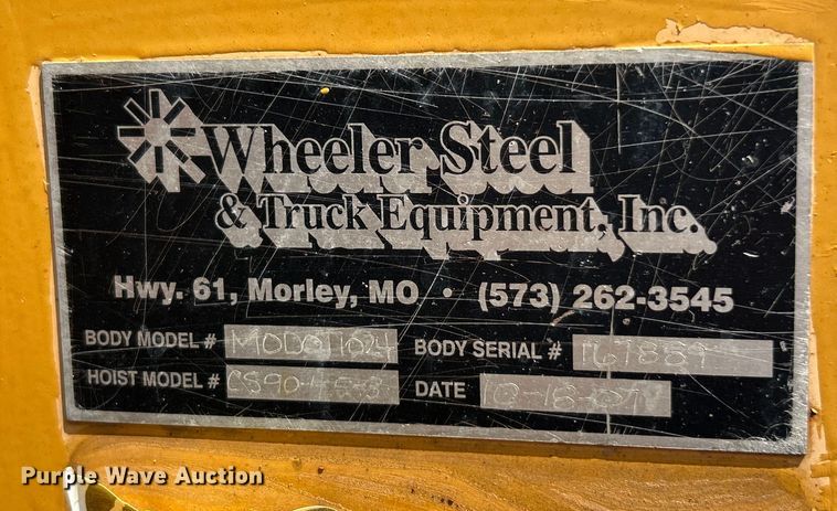 image for item EK8461 2006 International 7400 Crew Cab dump truck