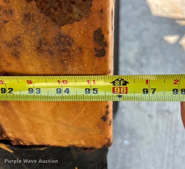 image for item EK8461 2006 International 7400 Crew Cab dump truck