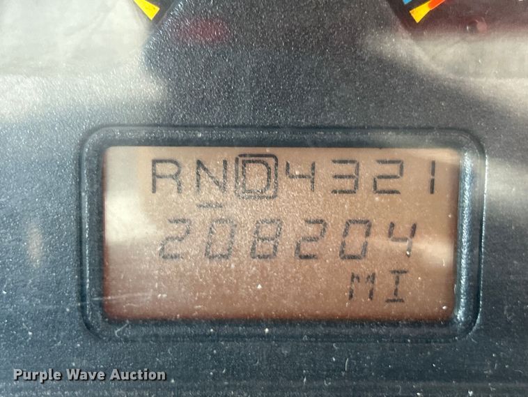 image for item EK8461 2006 International 7400 Crew Cab dump truck