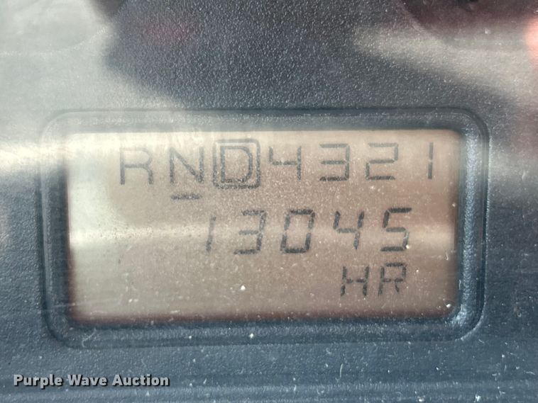 image for item EK8461 2006 International 7400 Crew Cab dump truck