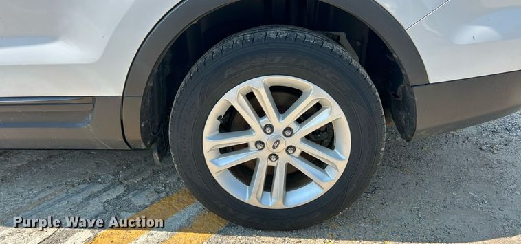 image for item EK8462 2015 Ford Explorer SUV