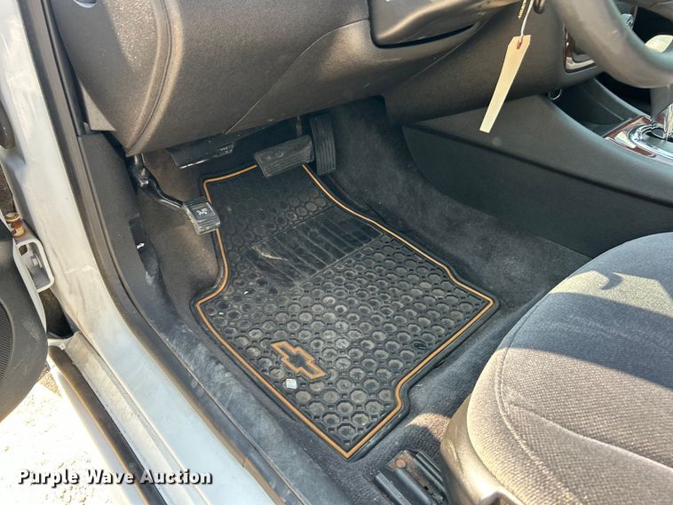 image for item EK8466 2010 Chevrolet Impala LS 