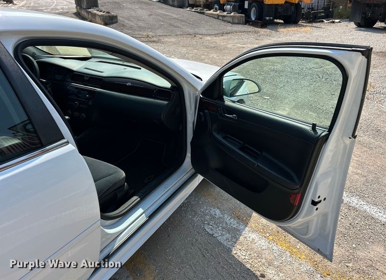 image for item EK8466 2010 Chevrolet Impala LS 