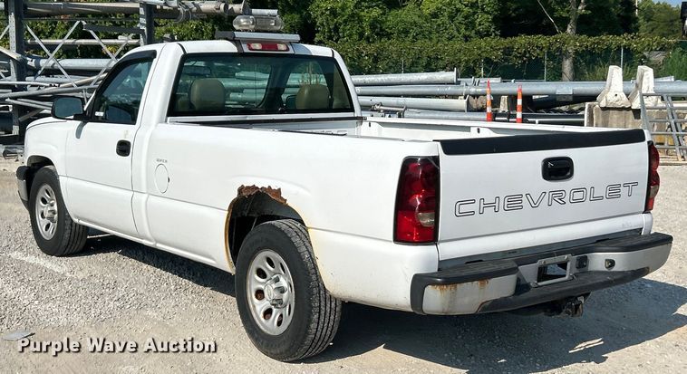 image for item EK8470 2006 Chevrolet Silverado 1500 pickup truck