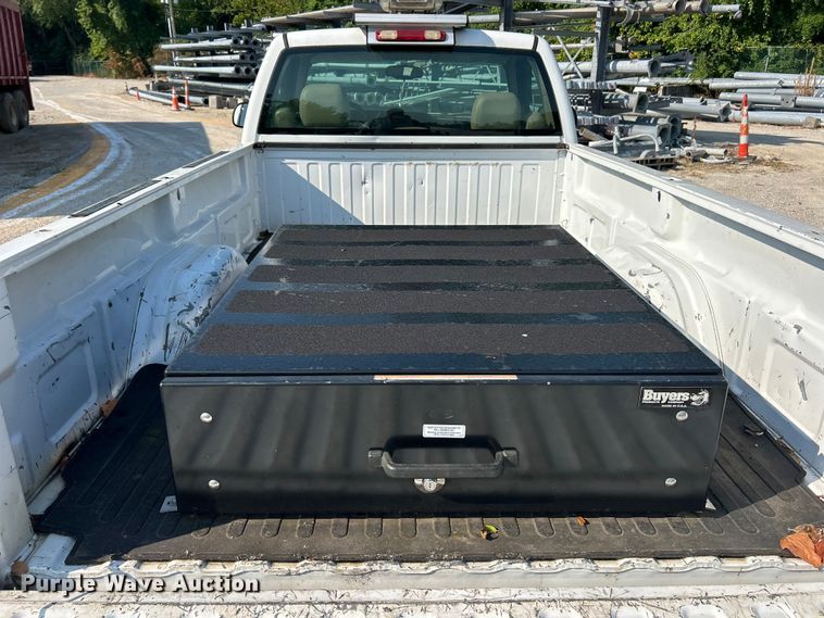 image for item EK8470 2006 Chevrolet Silverado 1500 pickup truck