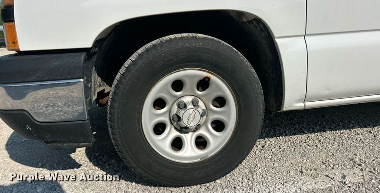 image for item EK8470 2006 Chevrolet Silverado 1500 pickup truck