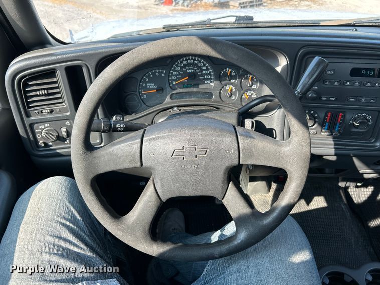 image for item EK8471 2005 Chevrolet Silverado 1500 pickup truck