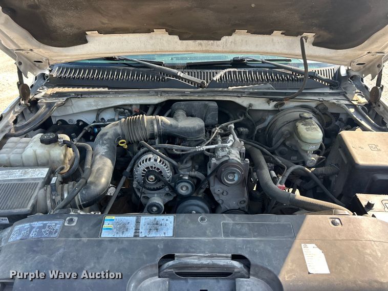 image for item EK8471 2005 Chevrolet Silverado 1500 pickup truck