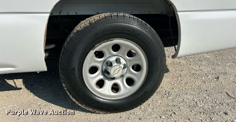 image for item EK8471 2005 Chevrolet Silverado 1500 pickup truck