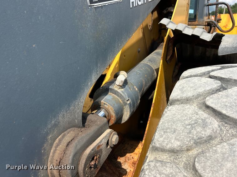 image for item EK8473 2009 John Deere 544K high lift wheel loader