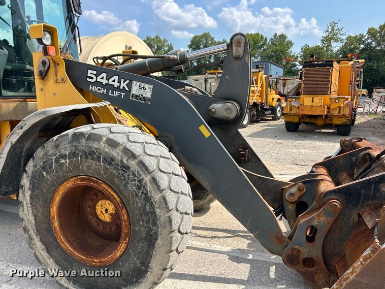 image for item EK8473 2009 John Deere 544K high lift wheel loader