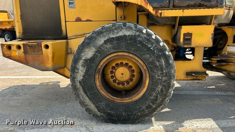 image for item EK8473 2009 John Deere 544K high lift wheel loader