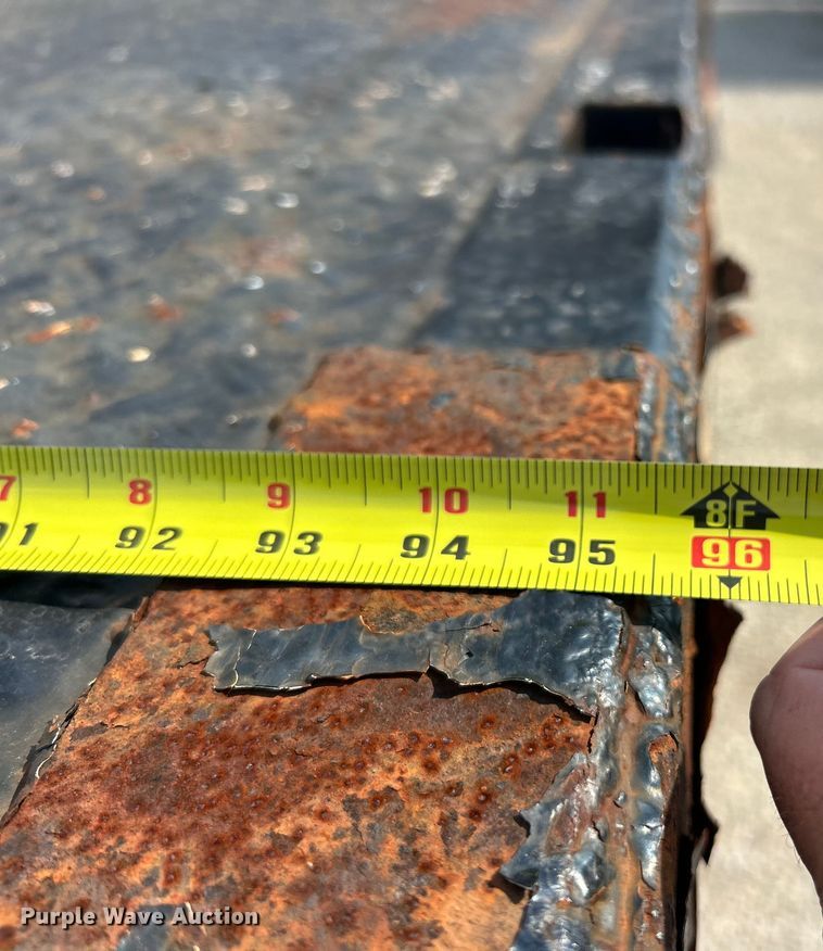 image for item EK8474 2006 International 7400 flatbed truck