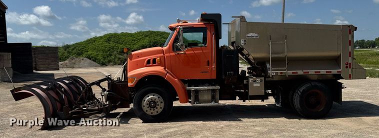 image for item EM2073 2005 Sterling L7500 series dump truck