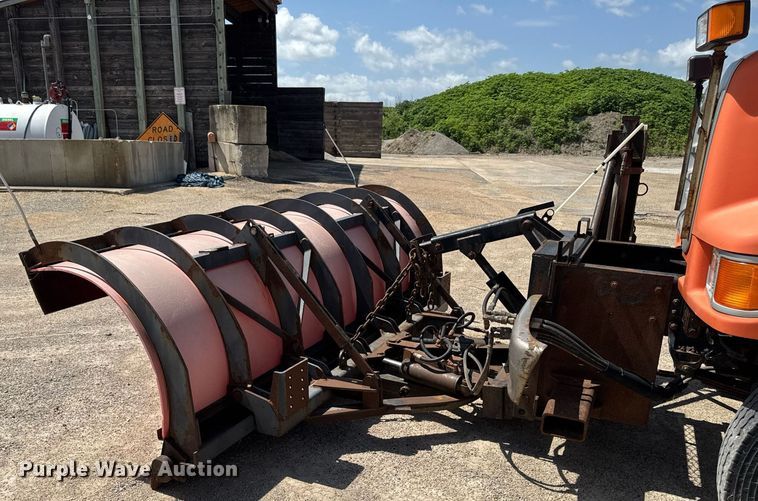 image for item EM2073 2005 Sterling L7500 series dump truck