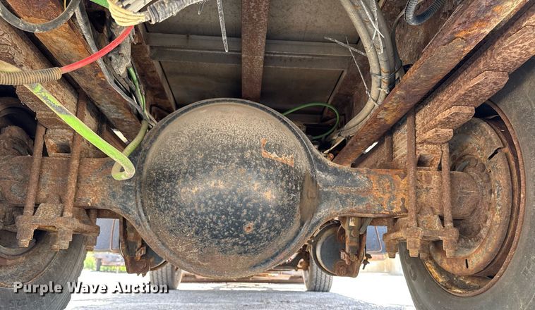 image for item EM2073 2005 Sterling L7500 series dump truck