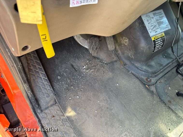 image for item EM2073 2005 Sterling L7500 series dump truck