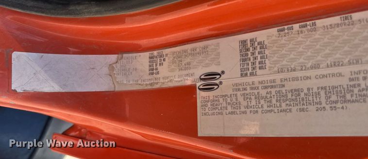 image for item EM2073 2005 Sterling L7500 series dump truck