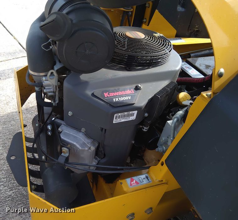 image for item EM8034 2015 Hustler Super 104 ZTR lawn mower