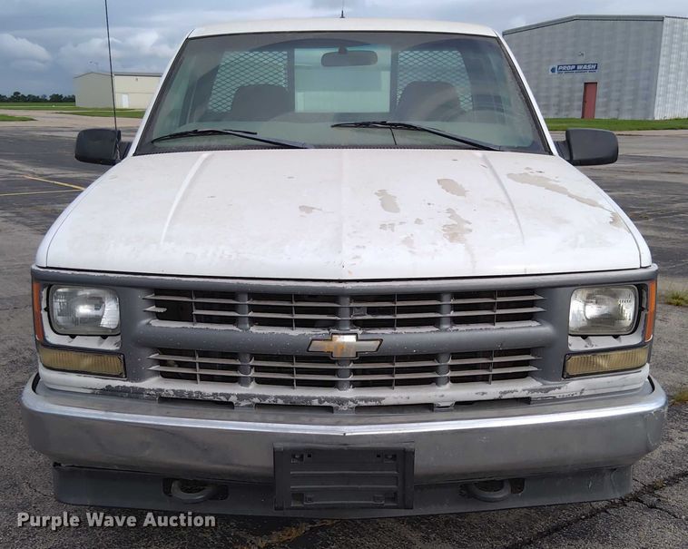 image for item EM8035 1998 Chevrolet 1500 pickup truck