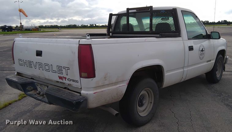 image for item EM8035 1998 Chevrolet 1500 pickup truck