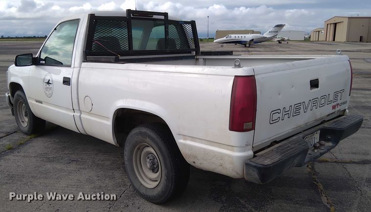 image for item EM8035 1998 Chevrolet 1500 pickup truck